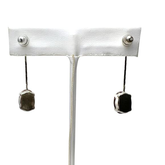 Purple Dangle Earrings Faceted Oval Rhinestones Silver Tone Drop Pierced Sparkly - Picture 4 of 6